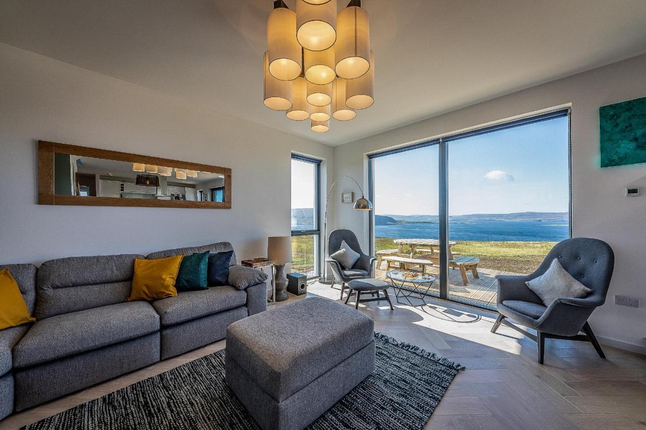 Oran Na Mara, Waternish Villa Hallin ภายนอก รูปภาพ